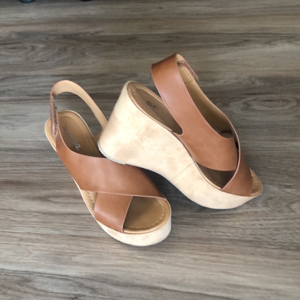 EUCWB SODA Velcro Sandal Wedge